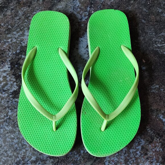 Old Navy Green Flip Flops Size 9 - Picture 10 of 14